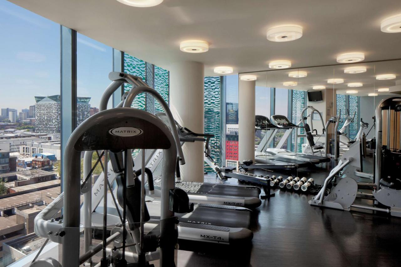 Radisson Blu Hotel, Hotel